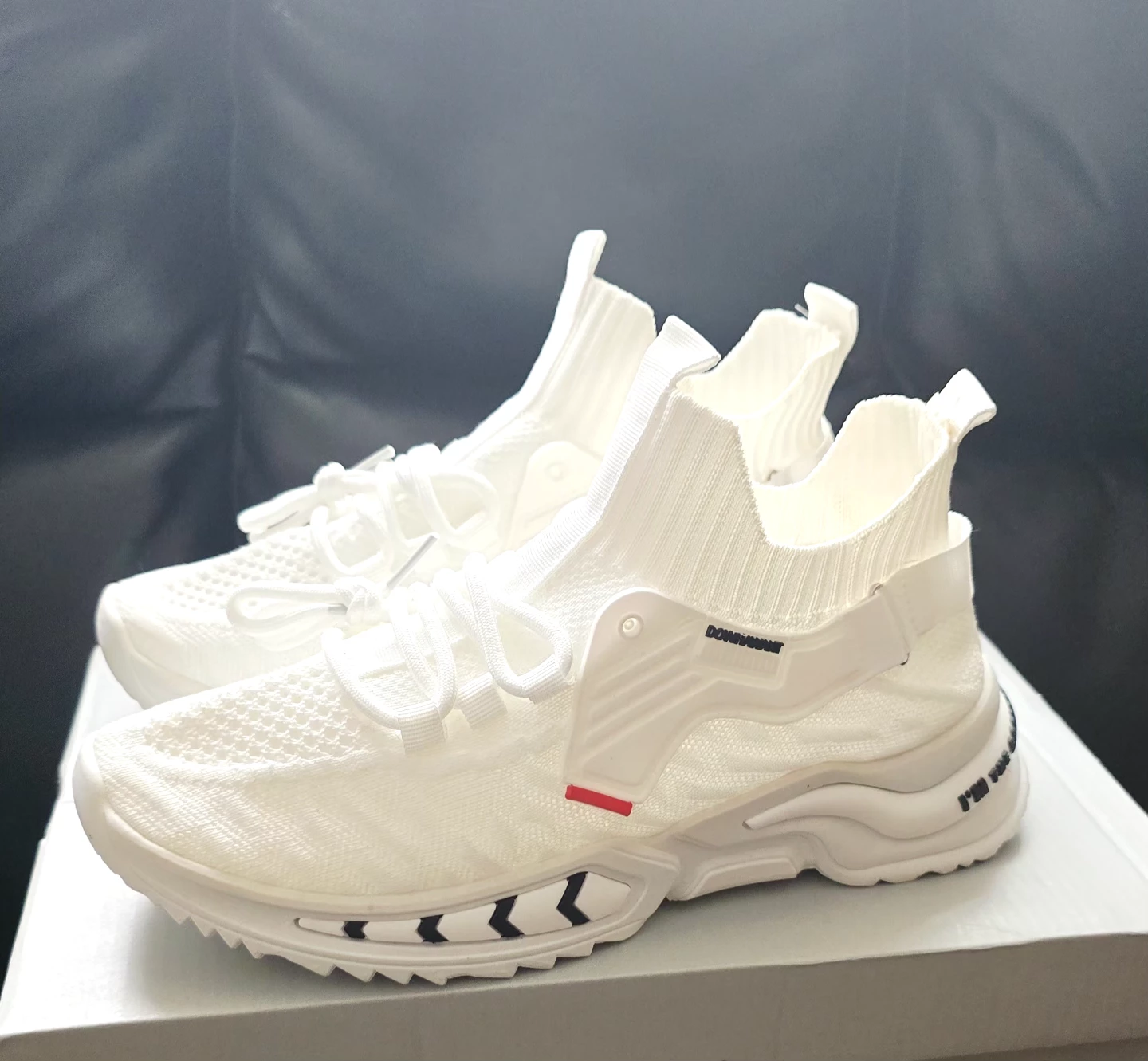 Brand new Fashion Sneakers for sale