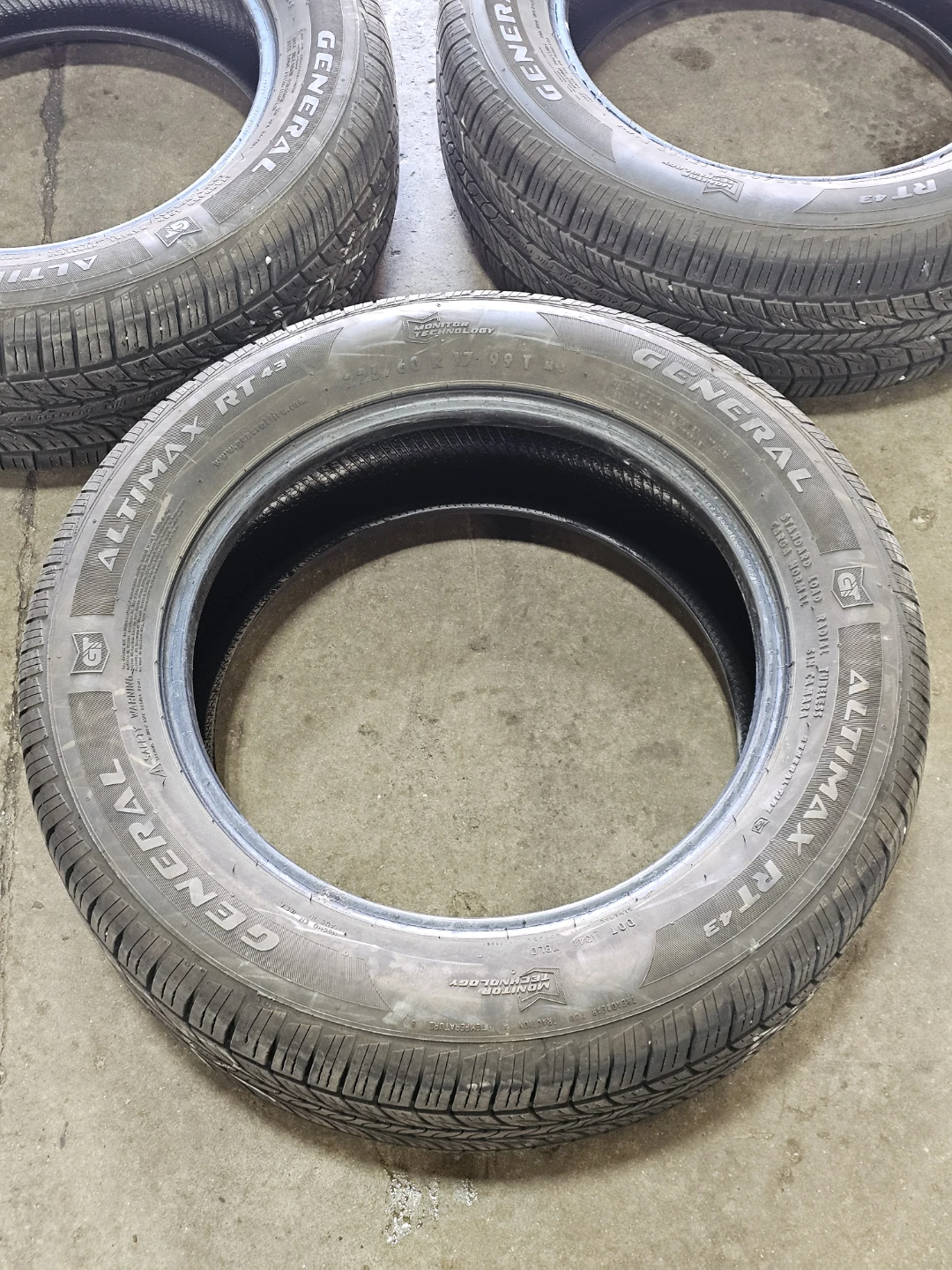 Summer Tires 225/60R17 General Altimax RT - photo 4