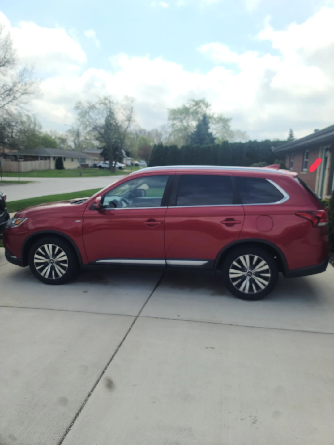 2019 Red Mitsubishi Outlander GT V6 3.0
