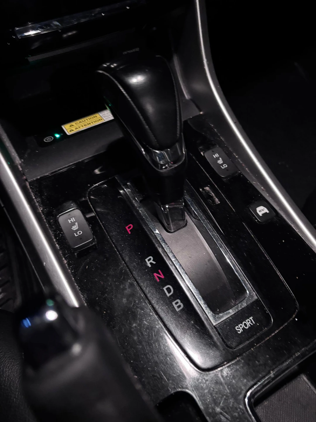 2017 HONDA ACCORD TOURING HYBRID - photo 2