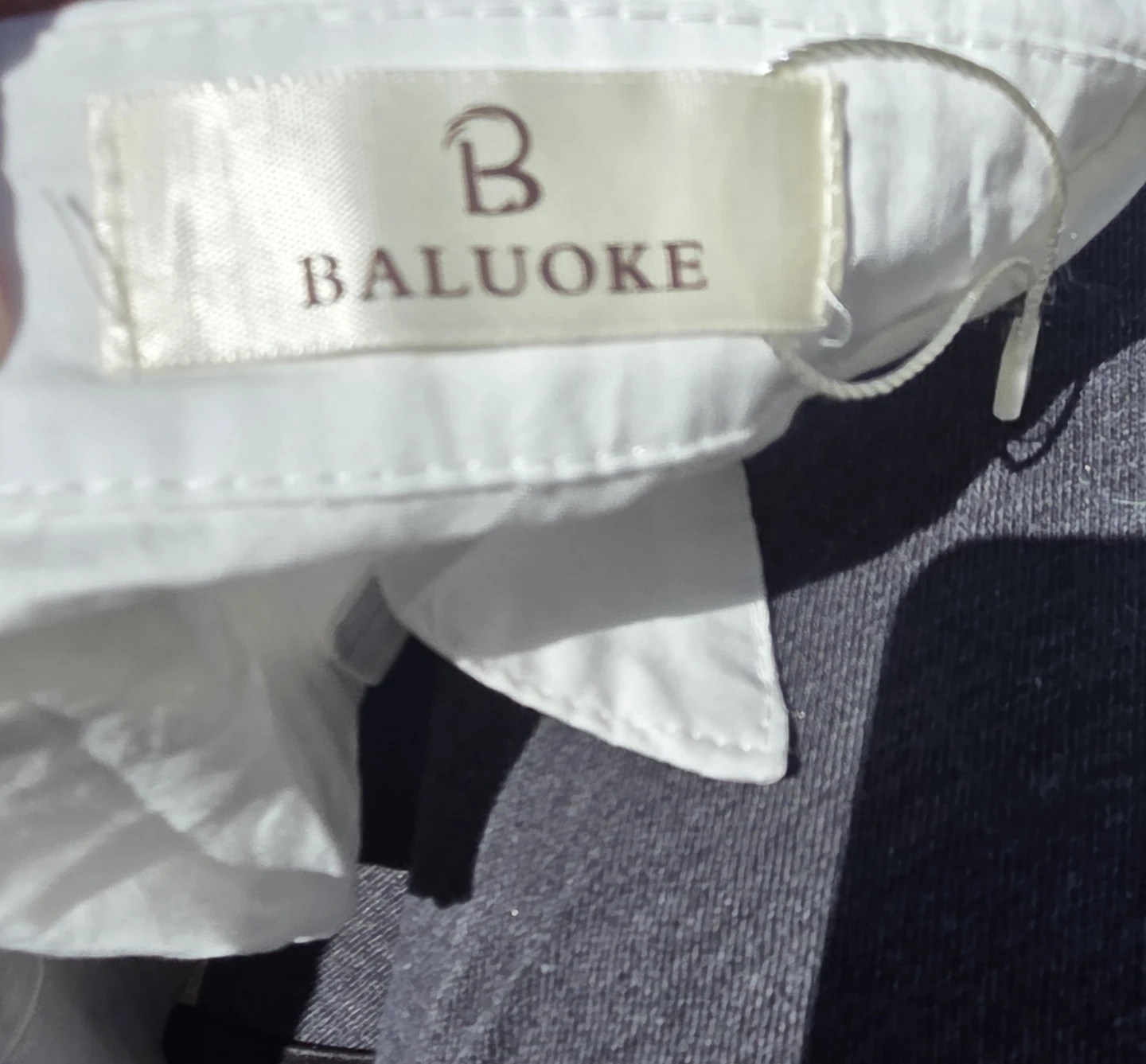 BALUOKE White Cropped Long Sleeve Button-Up Shirt - photo 3