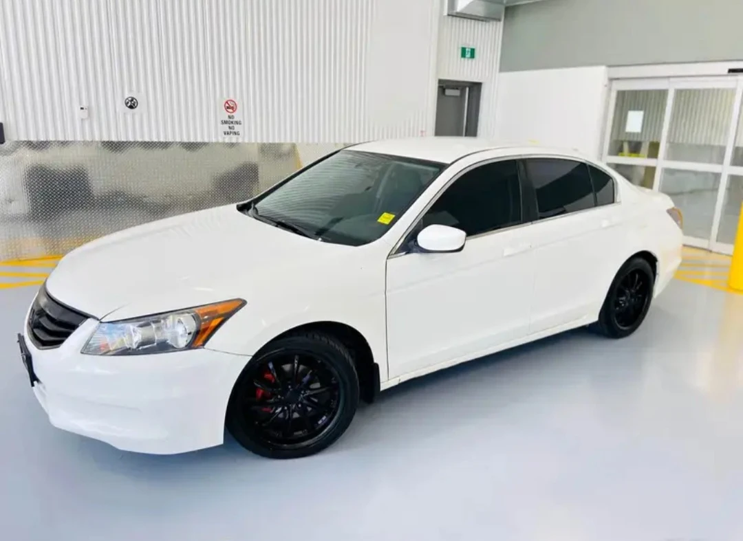 White Honda Accord Sedan - photo 2