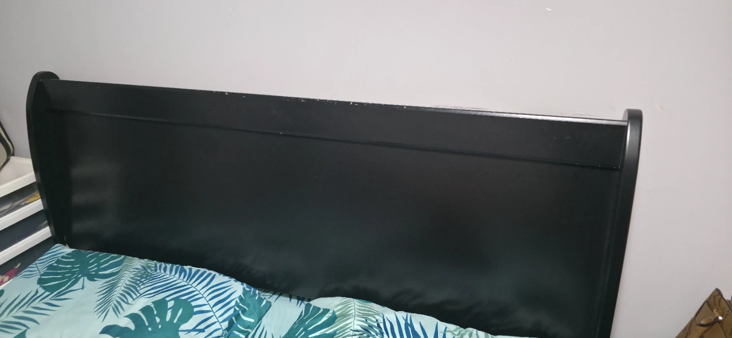 Bamboo Mattress Queen size Bed and TV and Tv table - photo 4