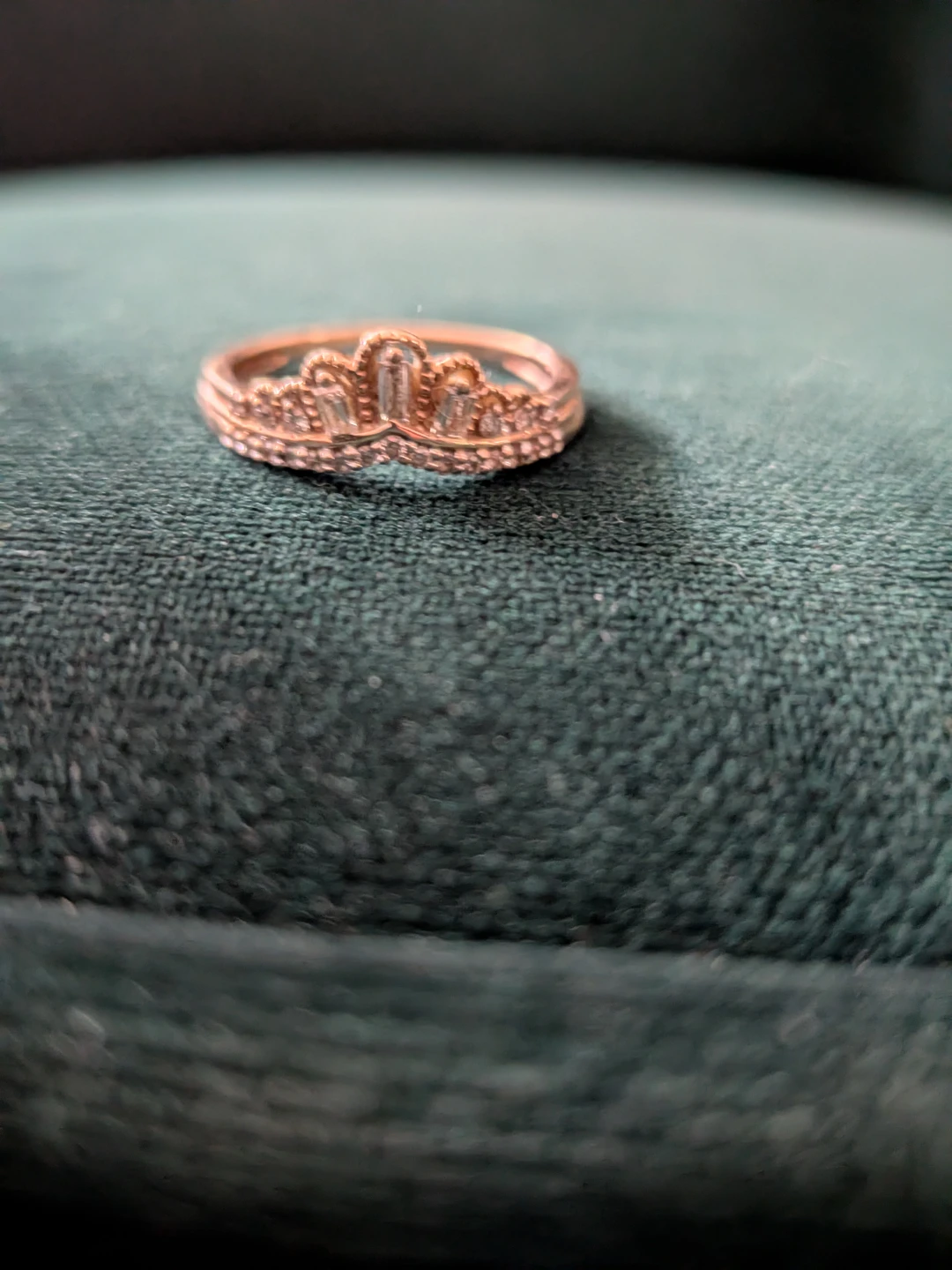 10 karat Yellow Gold Tiara Ring with Diamonds - photo 2