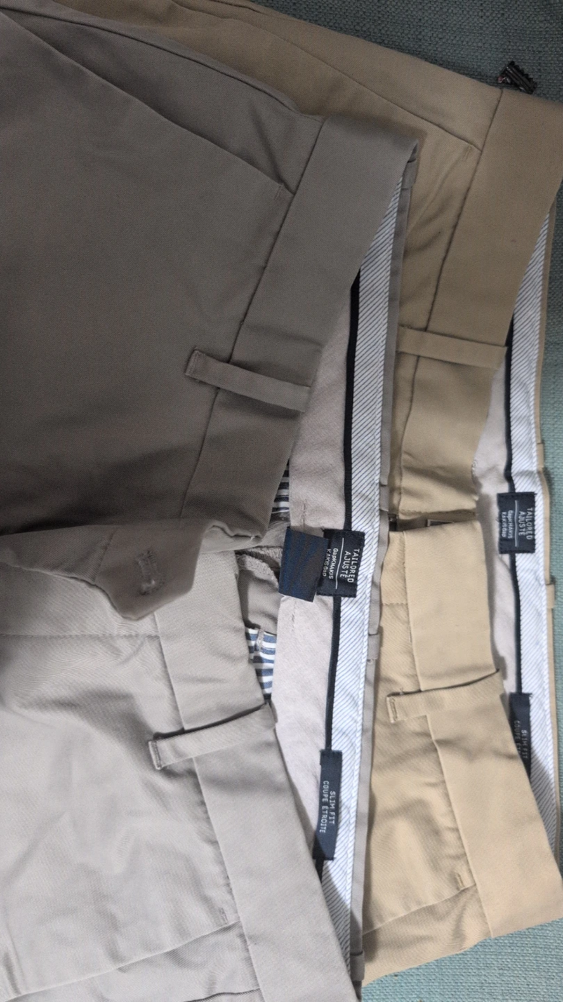 Tailored & Ajusted Slim Fit Khakis - 30x30 - photo 2