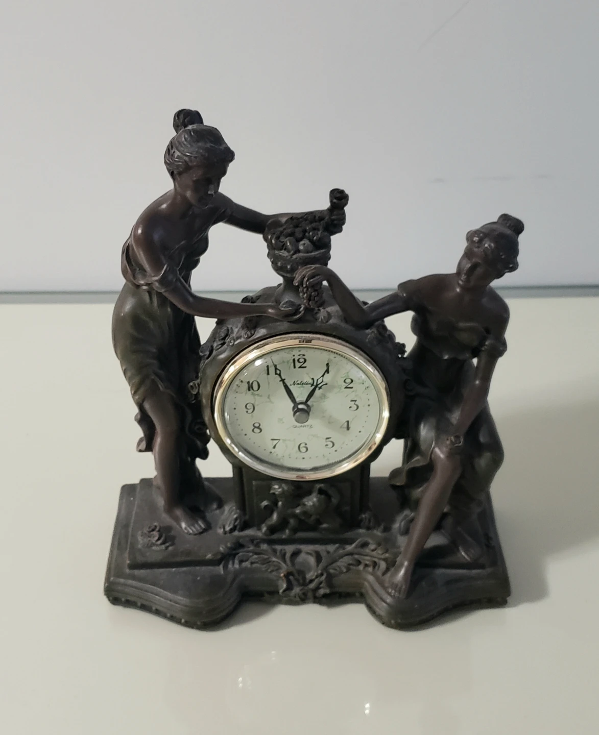 Vintage Style Desk Clock - photo 2