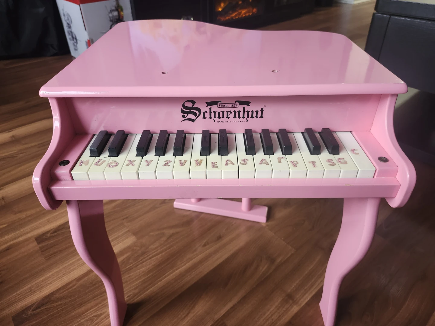 Schoenhut Pink Toy Piano