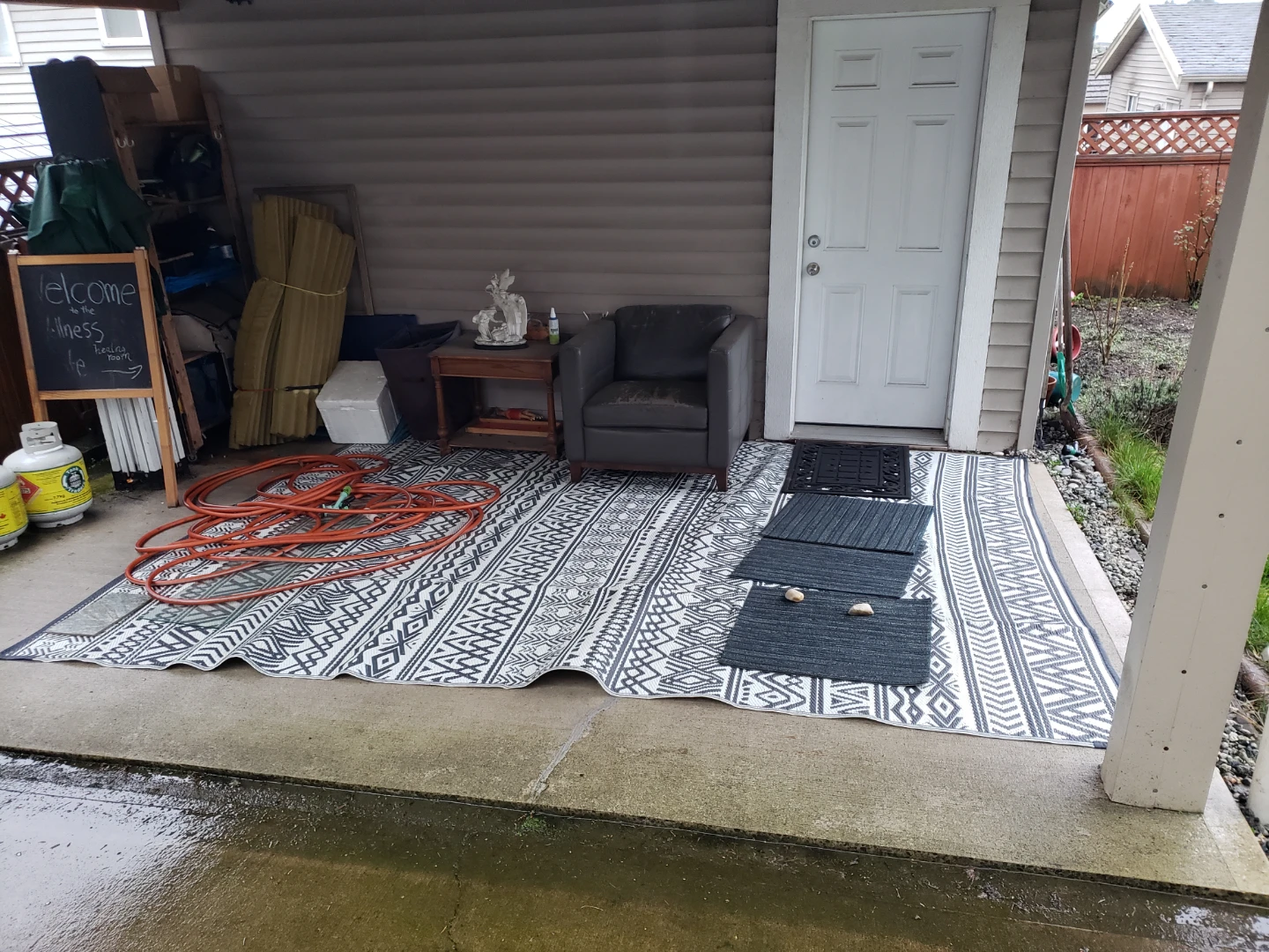 Outdoor Patio Rug - Black and White Geometric Pattern - photo 3