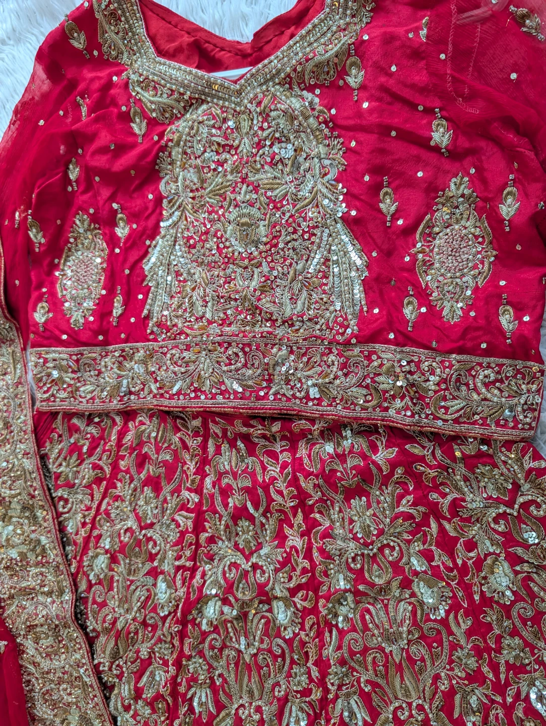 Brand NEW Red Bridal Lehenga with Dupatta and Potli Bag - photo 2