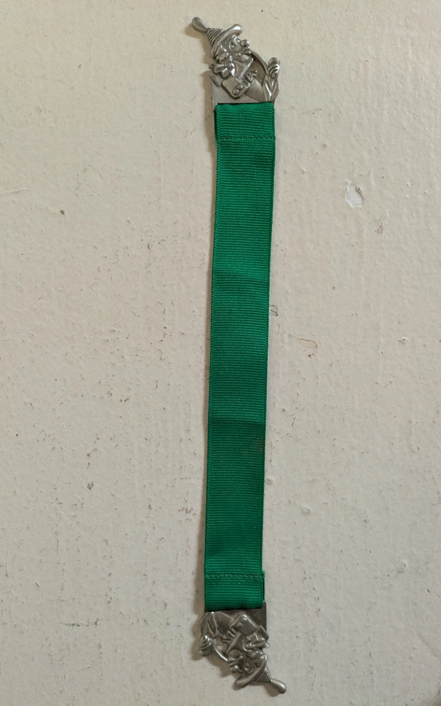 Vintage Selwin Pewter Bookmark with Green Ribbon - photo 4