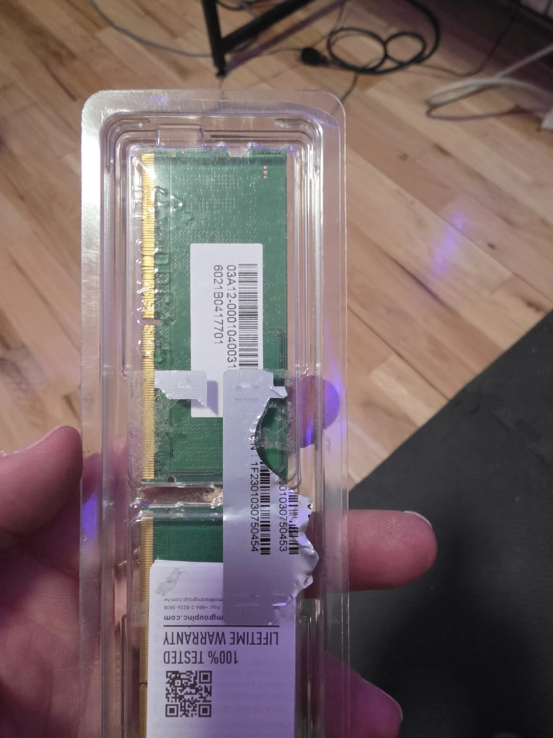 SK Hynix DDR5 16GB (8GBx2) PC5-4800 Desktop RAM - photo 2