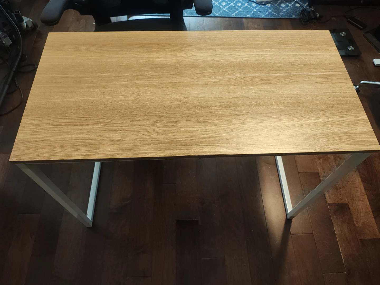 Light Oak table and adjustable computer chair - photo 4