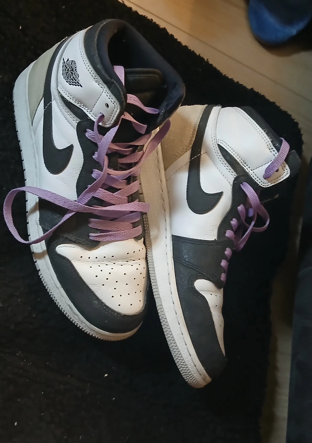 Air Jordan 1 High Sneakers