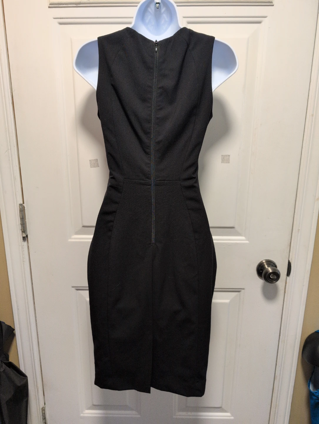 Black Sleeveless Sheath Dress - photo 3