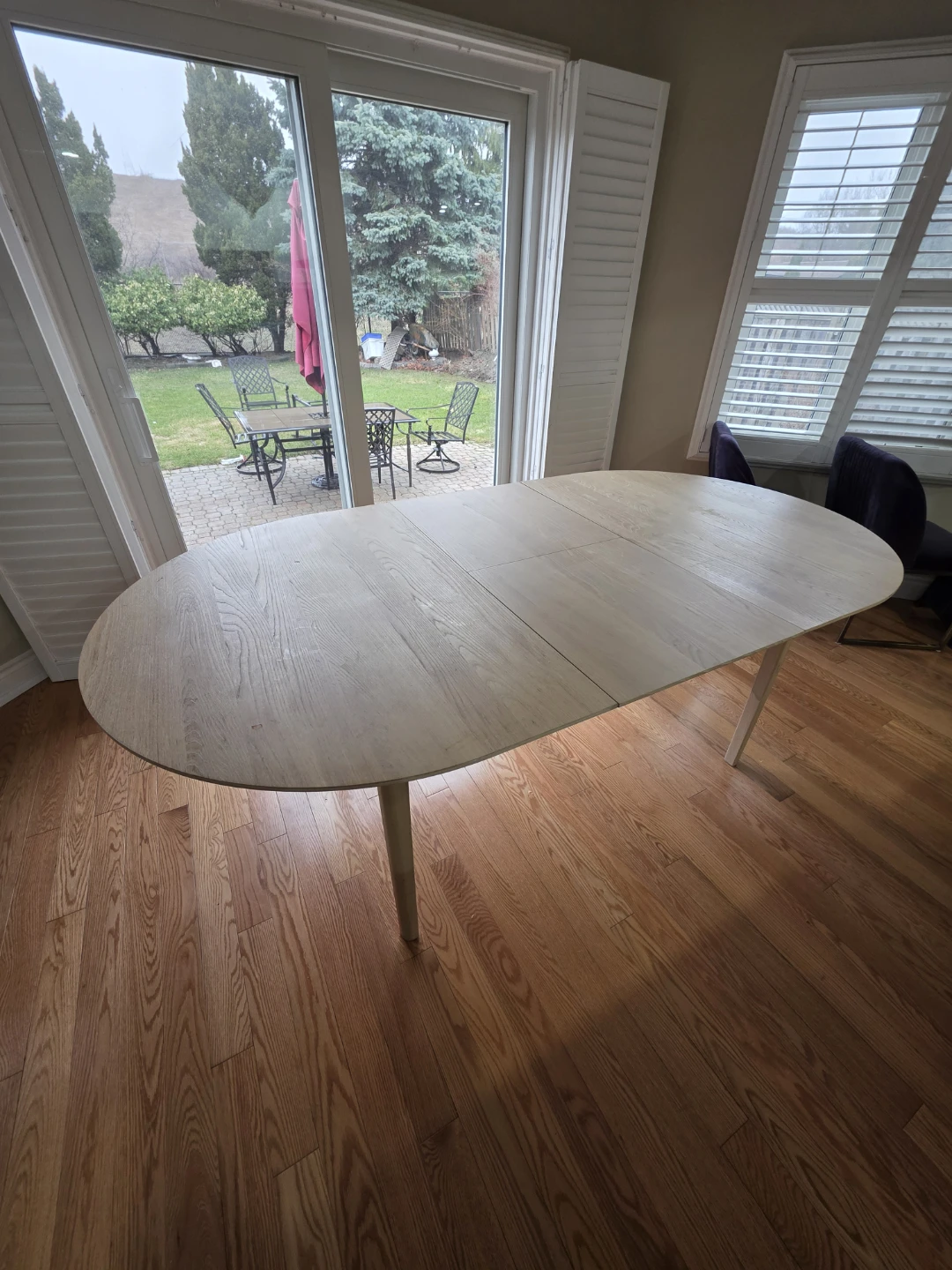 Extendable Oval Dining Table - Light Wood - photo 4