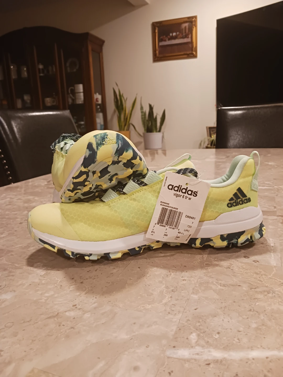 Adidas Vigor 6 TRW Running Shoes