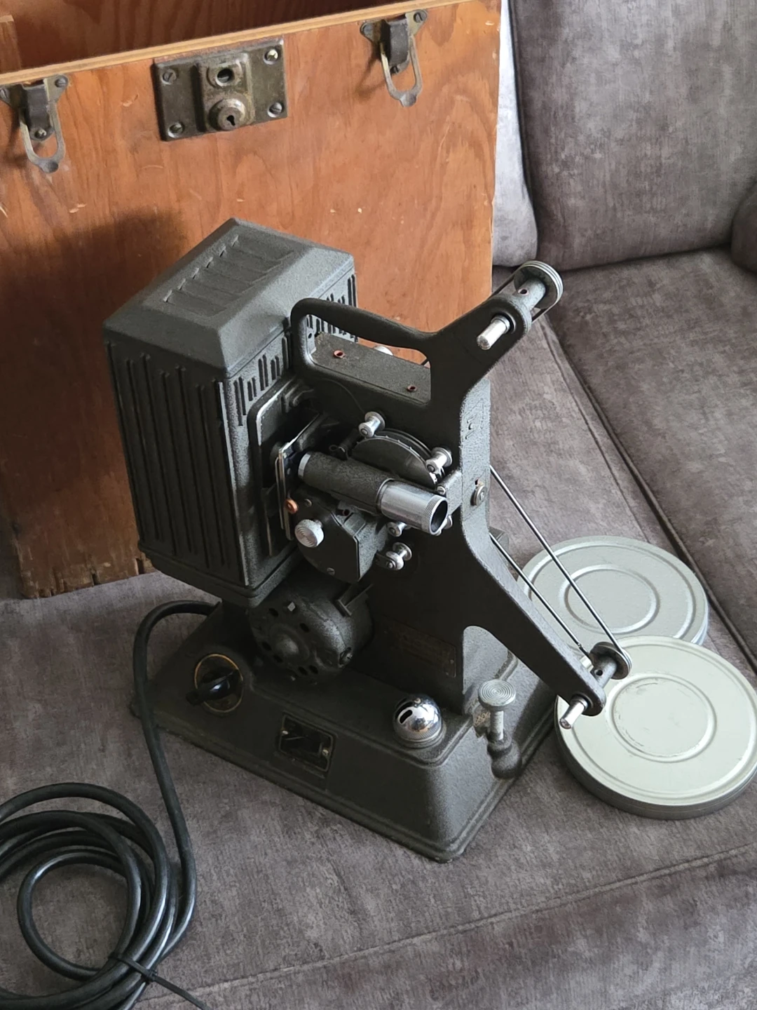 Keystone Model R-8 8mm Film Projector