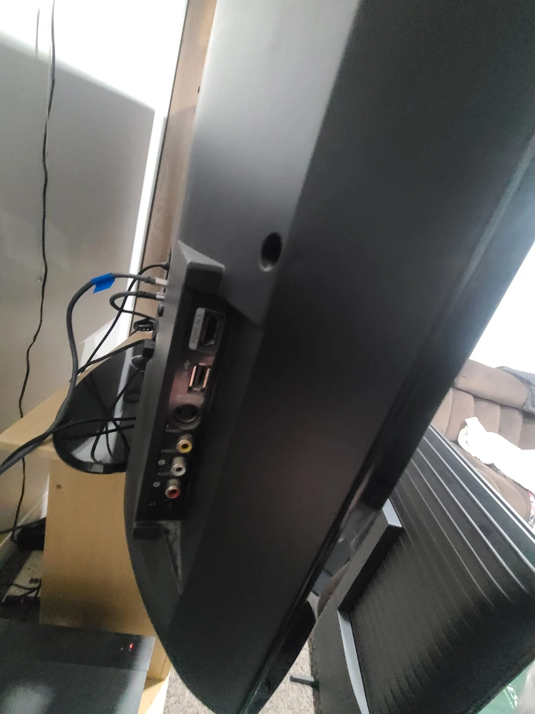Samsung 46"Television - photo 3