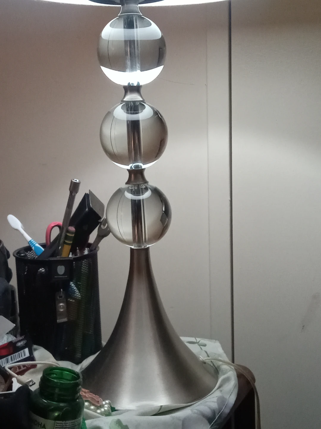 Modern Table Lamp with Spheres and Tan Shade - photo 4