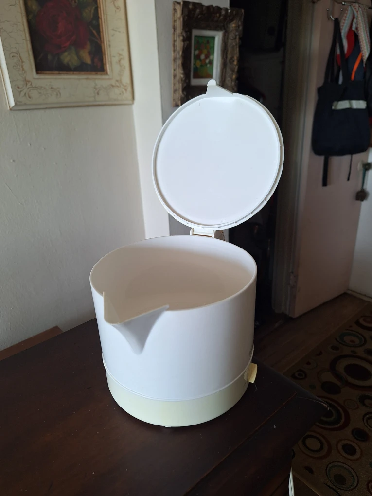 Rival Electric Kettle - White - photo 3
