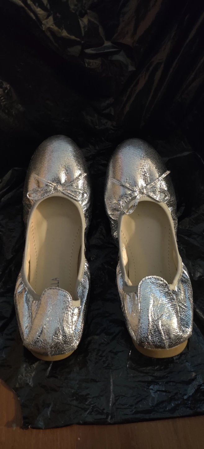 Steven Ella Silver Ballet Flats Size 8.5