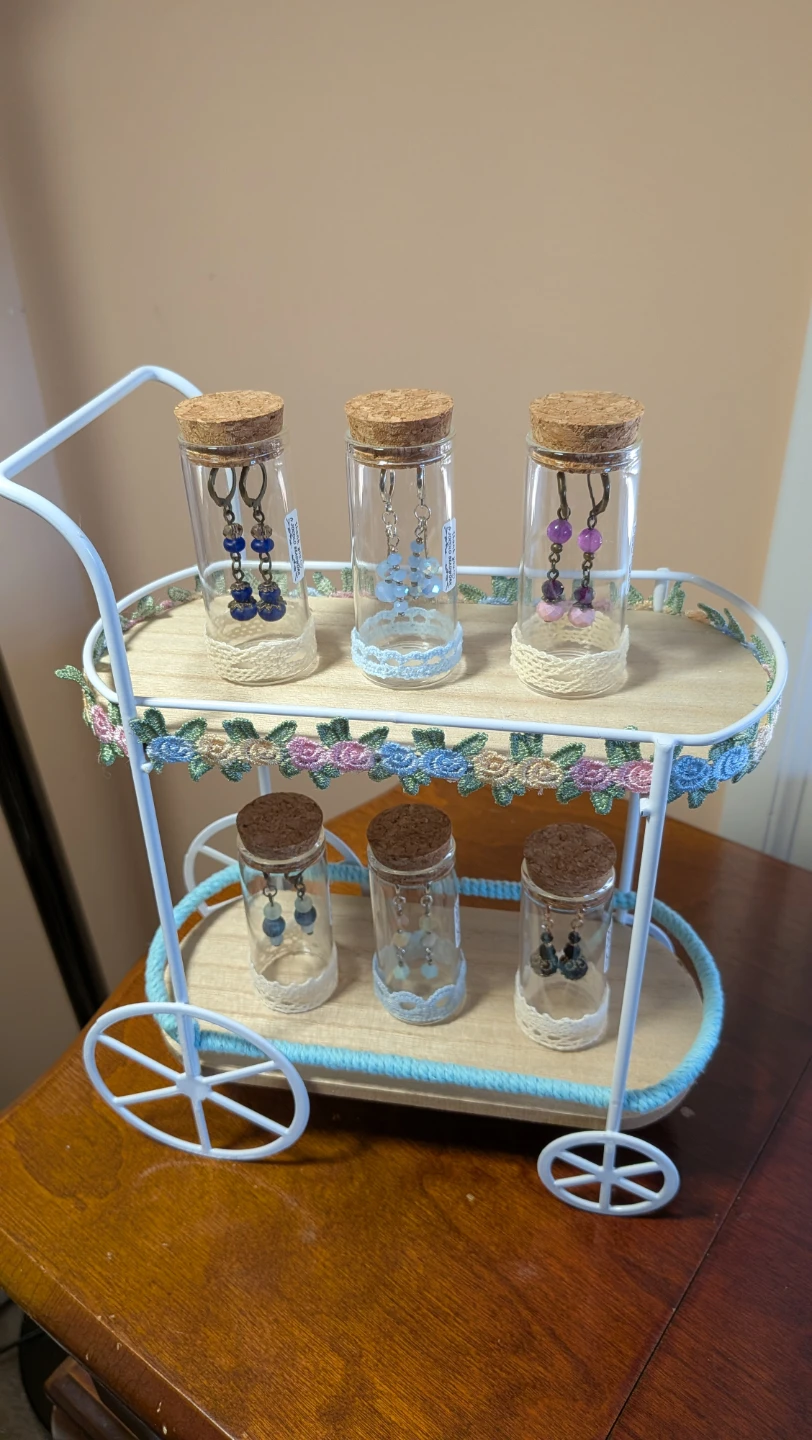 Decorative Earring Display Cart with 6 Pairs of Earrings - photo 2