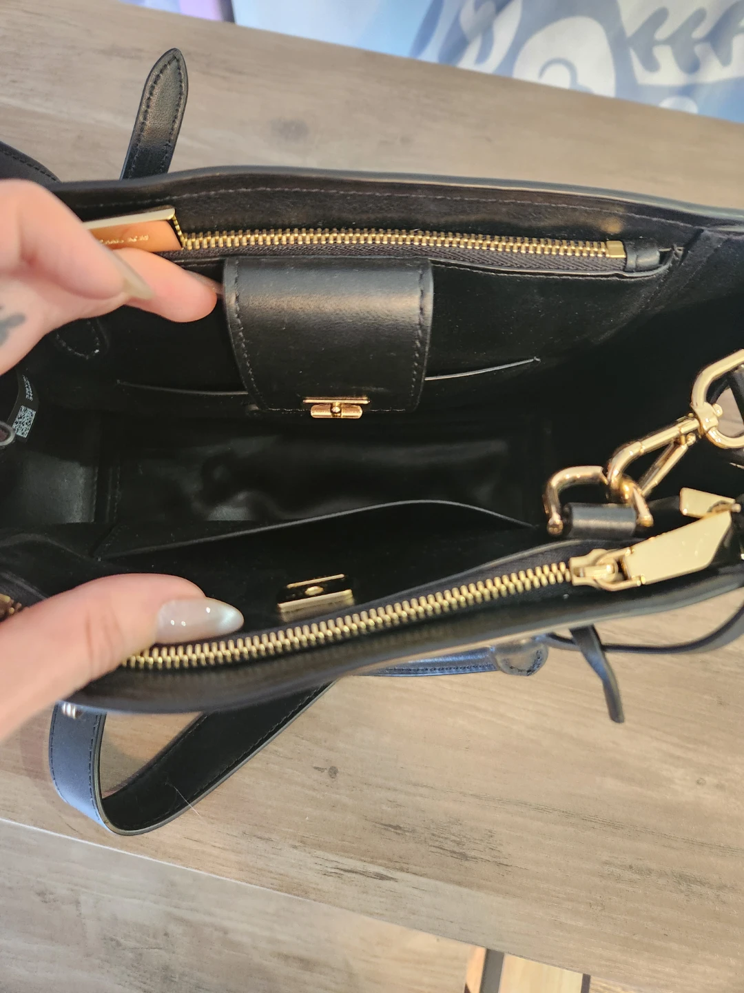 Michael Kors Black Leather Satchel Bag - photo 4