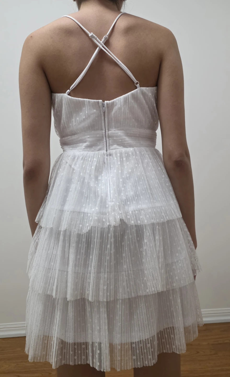 White tiered cocktail dress - photo 2