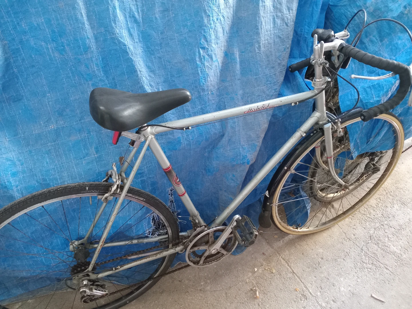 Vintage Raleigh Road Bike