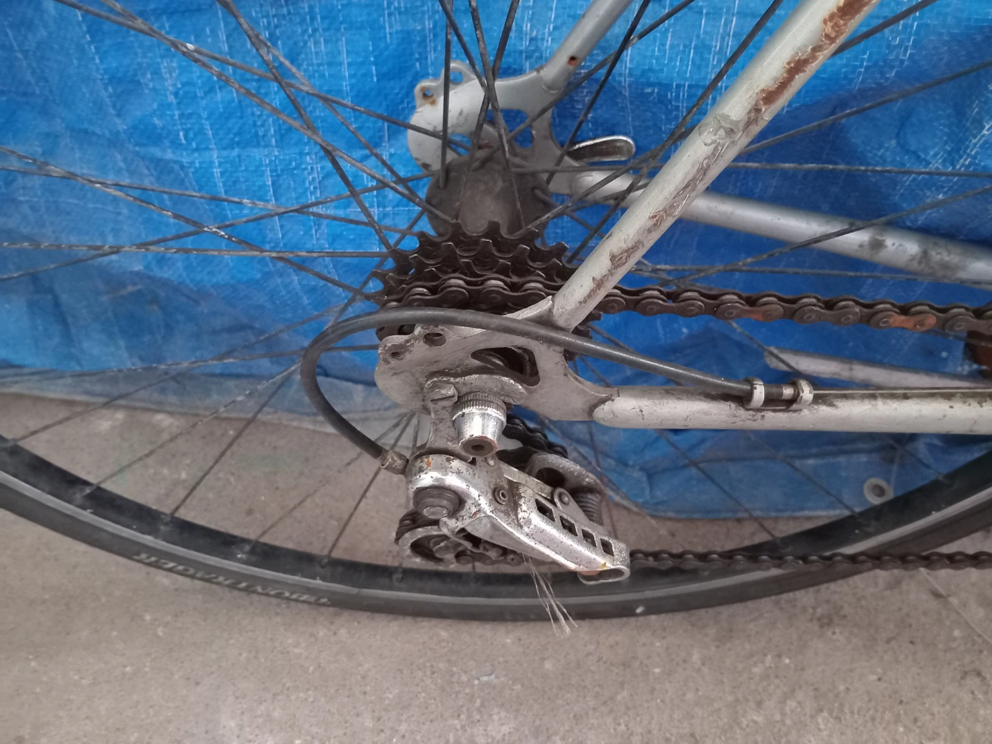 Vintage Raleigh Road Bike - photo 2
