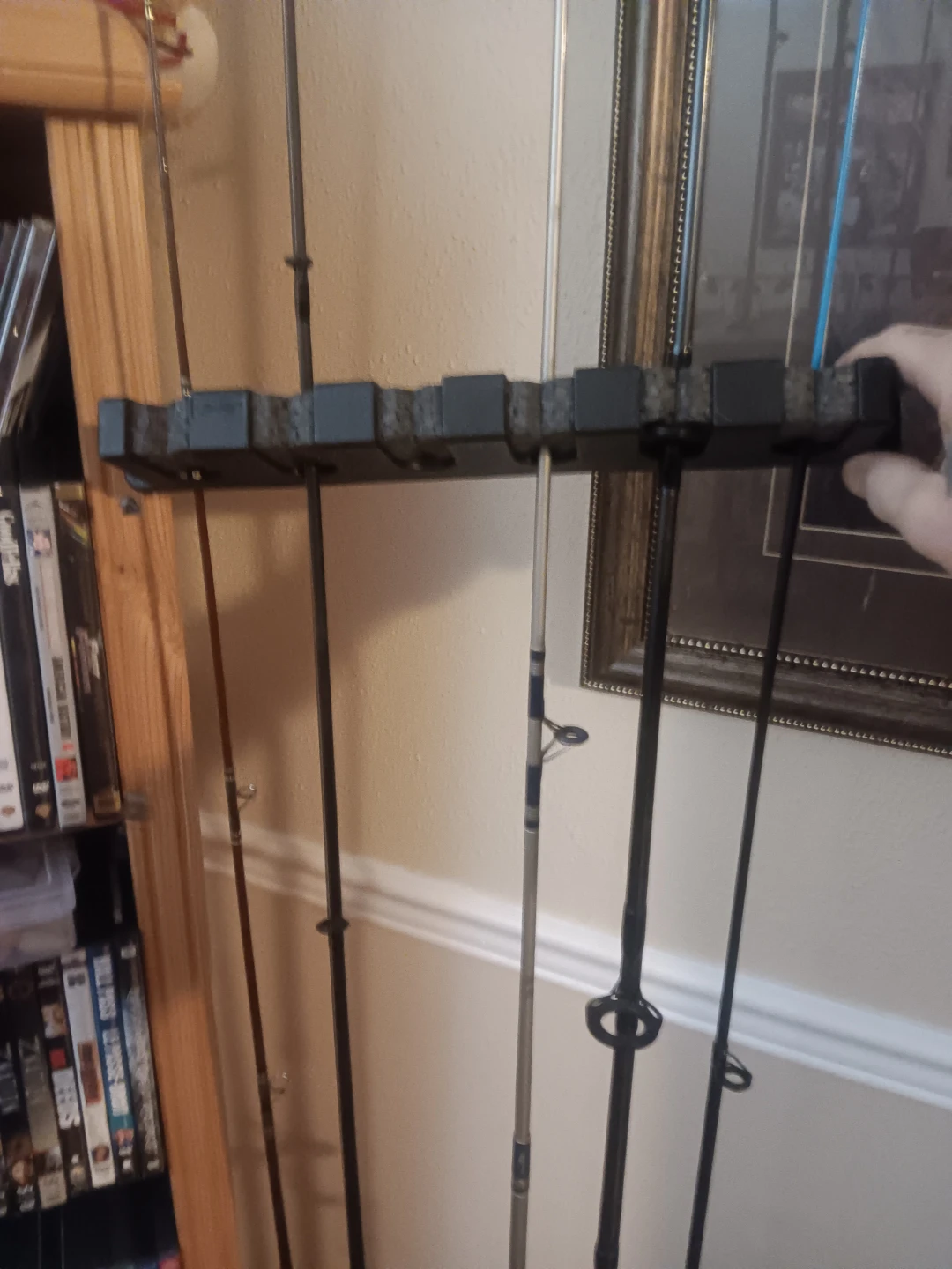 Fishing Rod Holder with Reels - photo 2