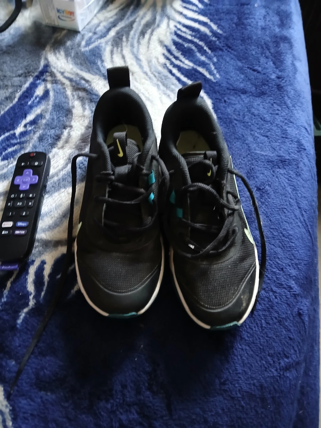 Nike Kids Shoes Size 3.5Y Black/Green