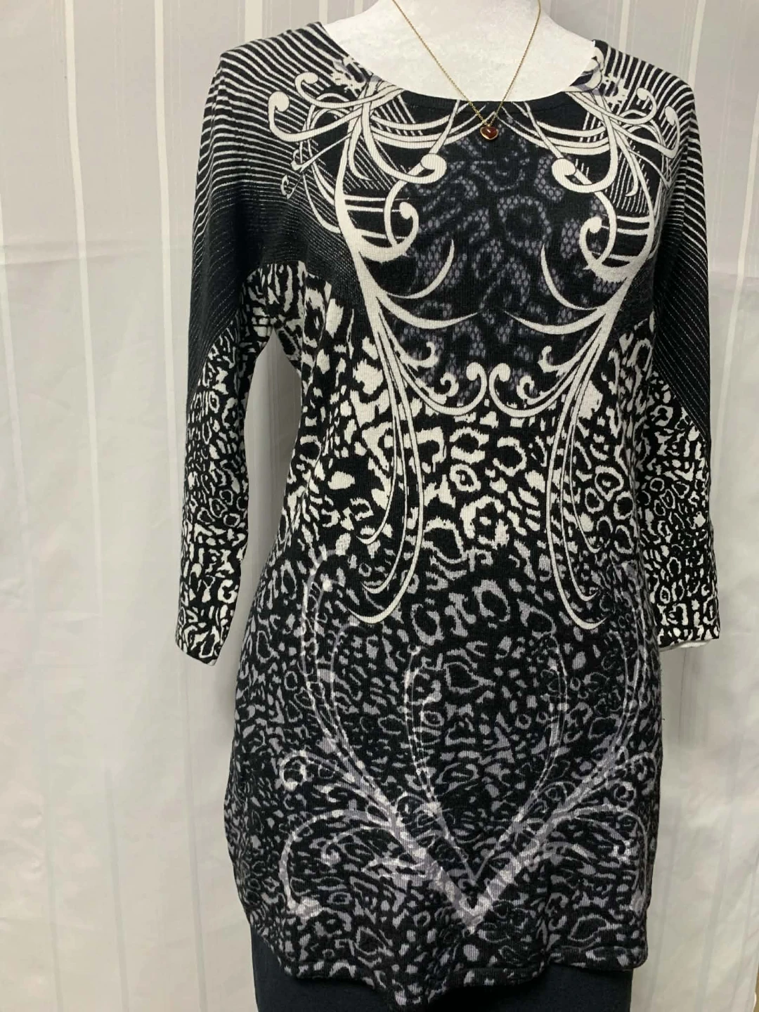 Elena Wang Women's Sweater Top Black/White Pattern Size S/P - photo 2