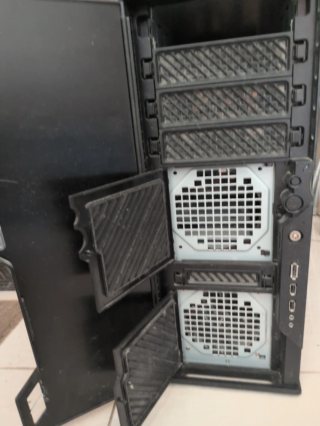 Antec Computer Case - photo 3