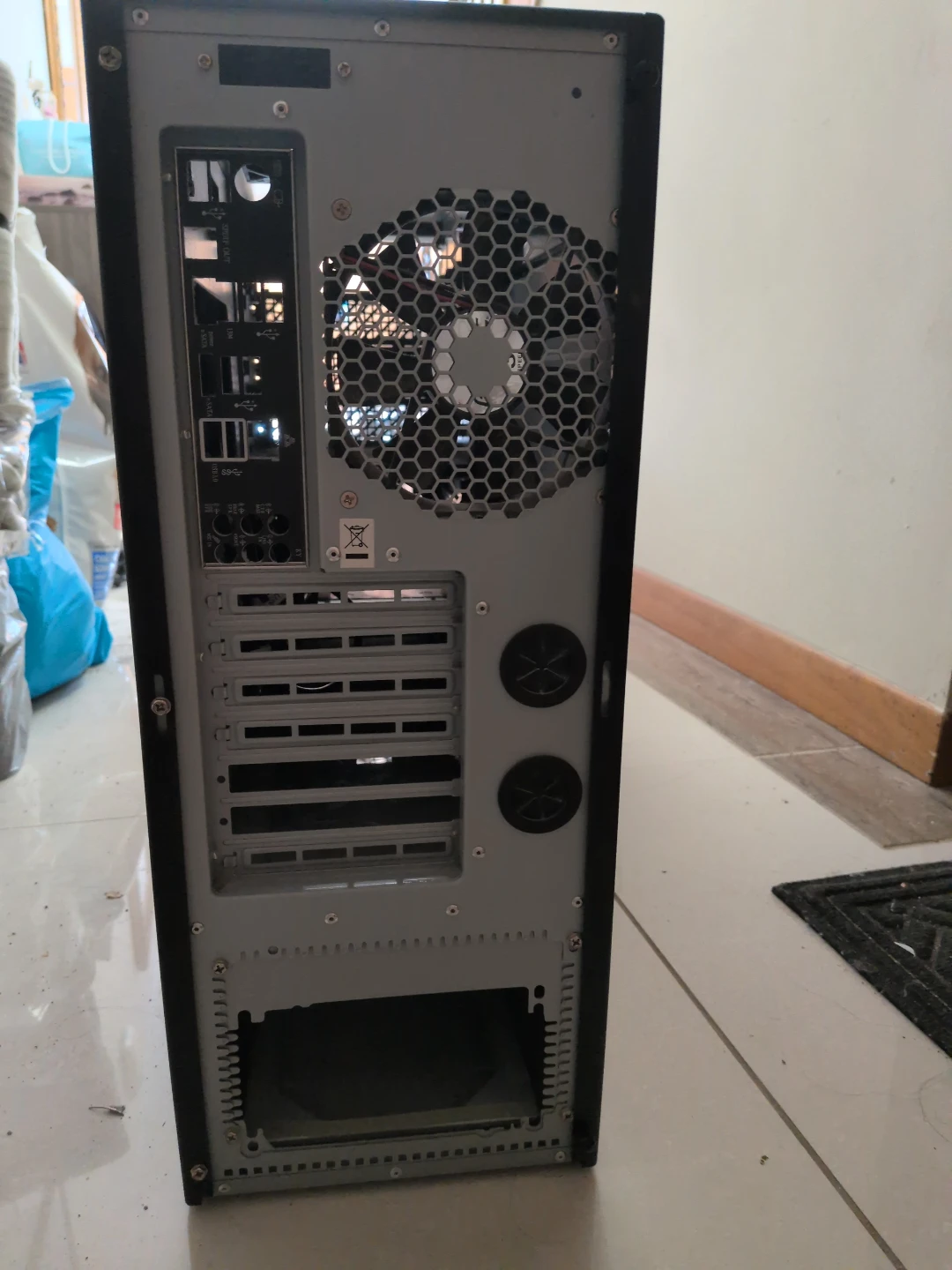 Antec Computer Case - photo 5