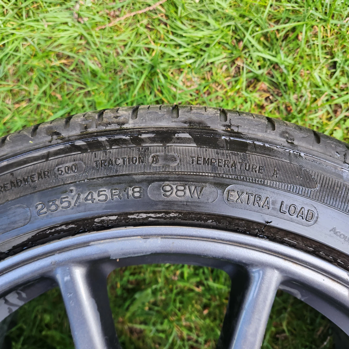 Used Tesla Michelin 235/45R18 98W Extra Load Tire - photo 4