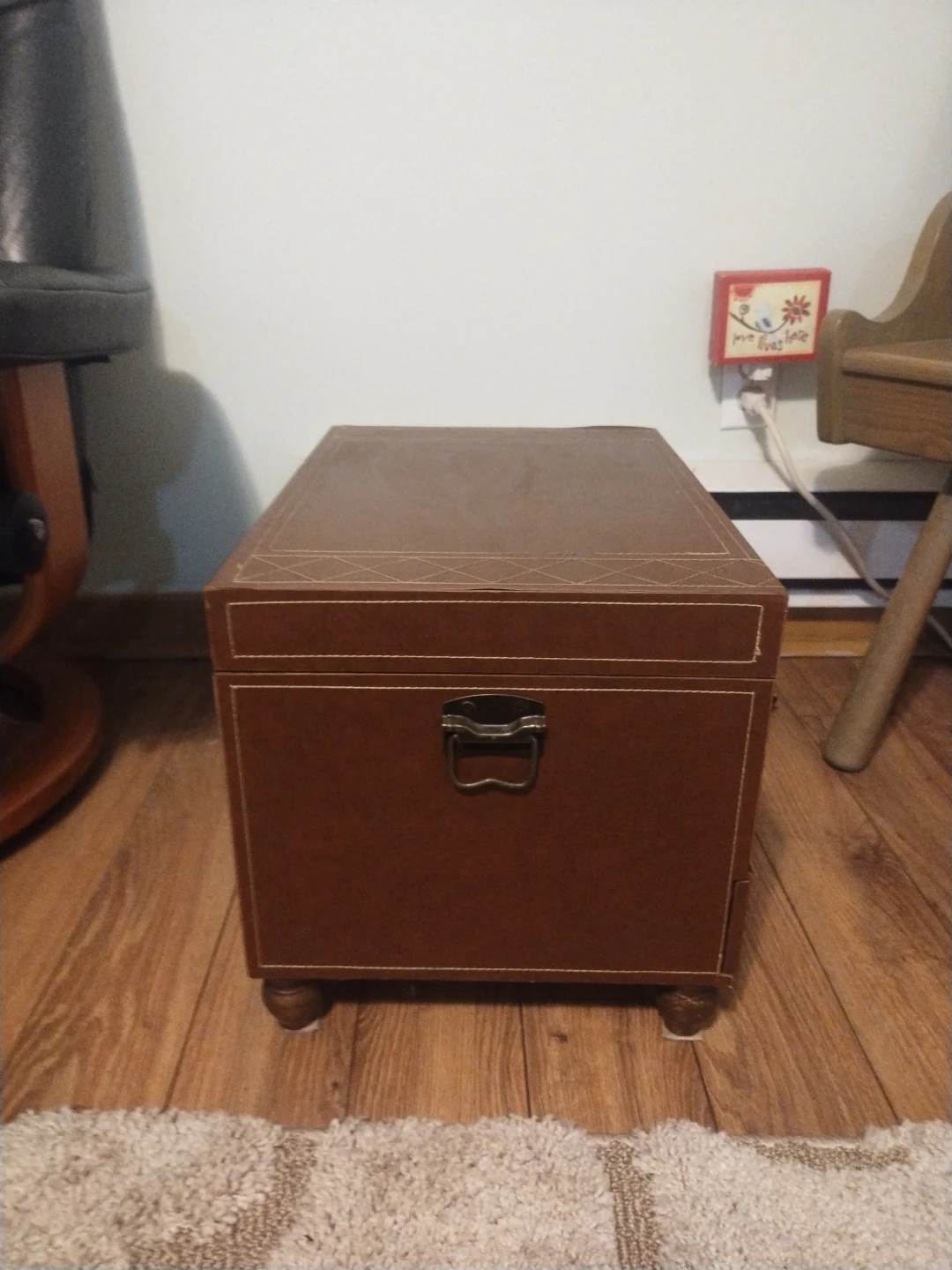 Vintage style Brown Storage Chest - photo 3