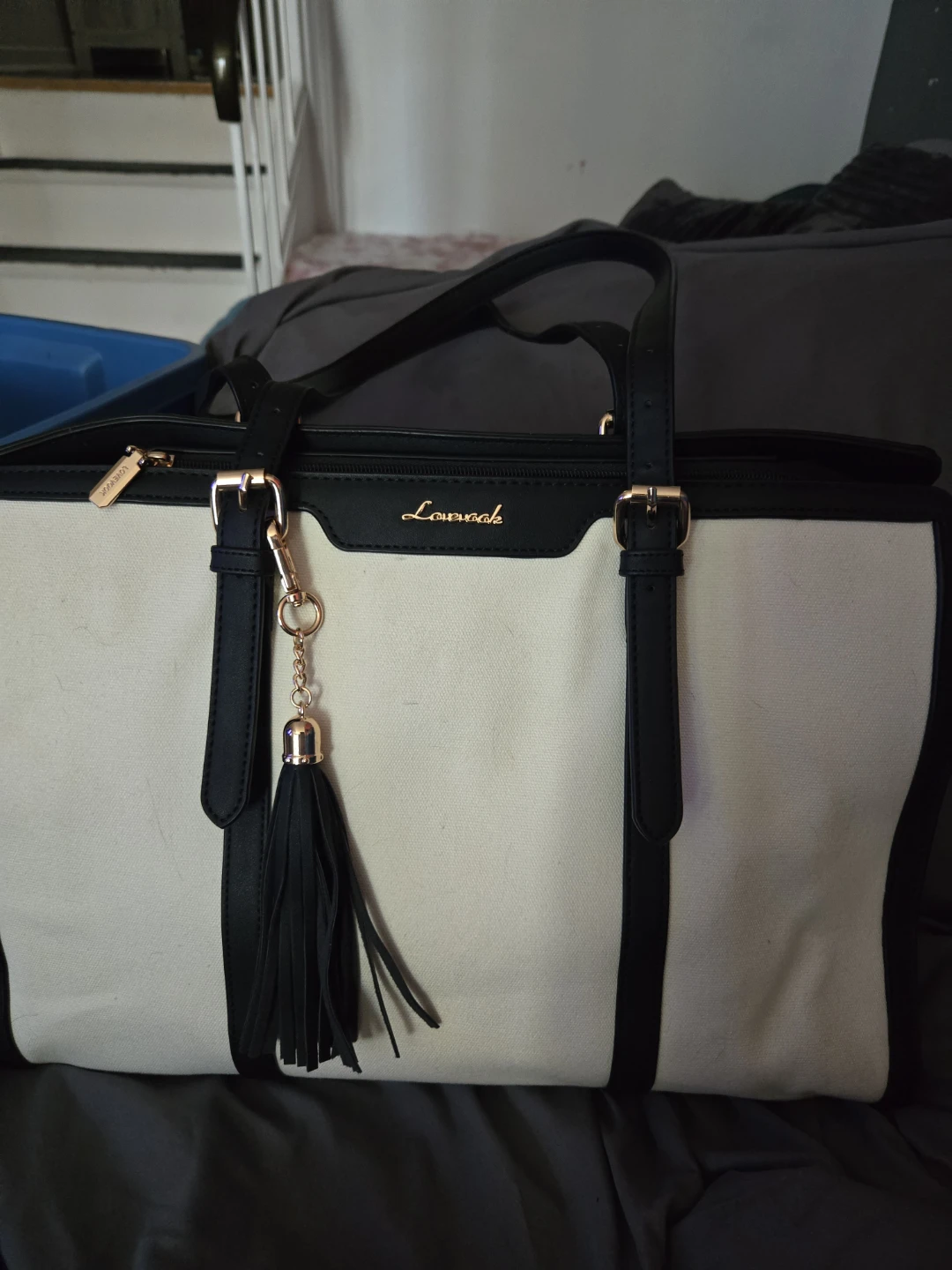 Lovanh Tote Bag