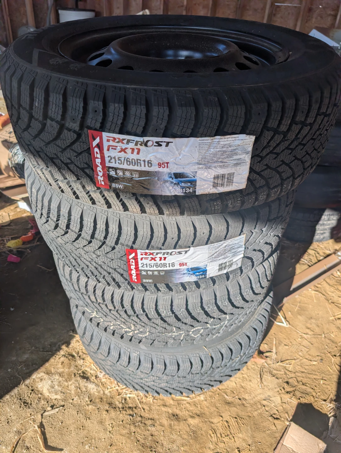 4 x RoadX RXFrost FX11 Winter Tires 215/60R16 95T - photo 2
