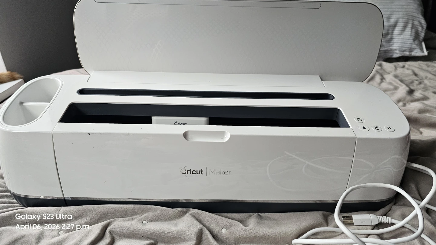 Cricut Maker 4 Cutting Machine with Tools - photo 2