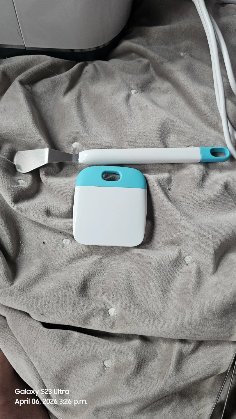 Cricut Maker 4 Cutting Machine with Tools - photo 4