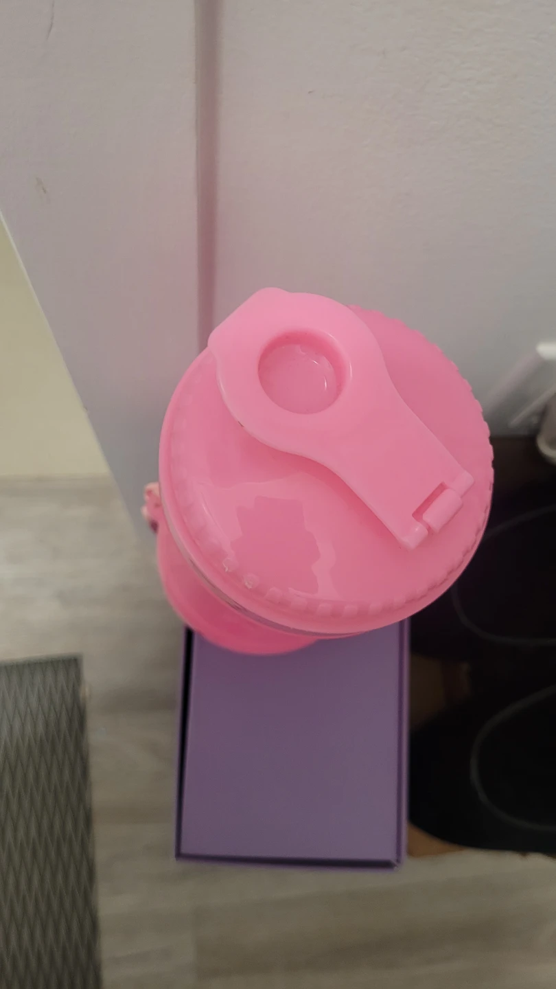🌱Pink Plastic Water Bottle for pets - photo 2