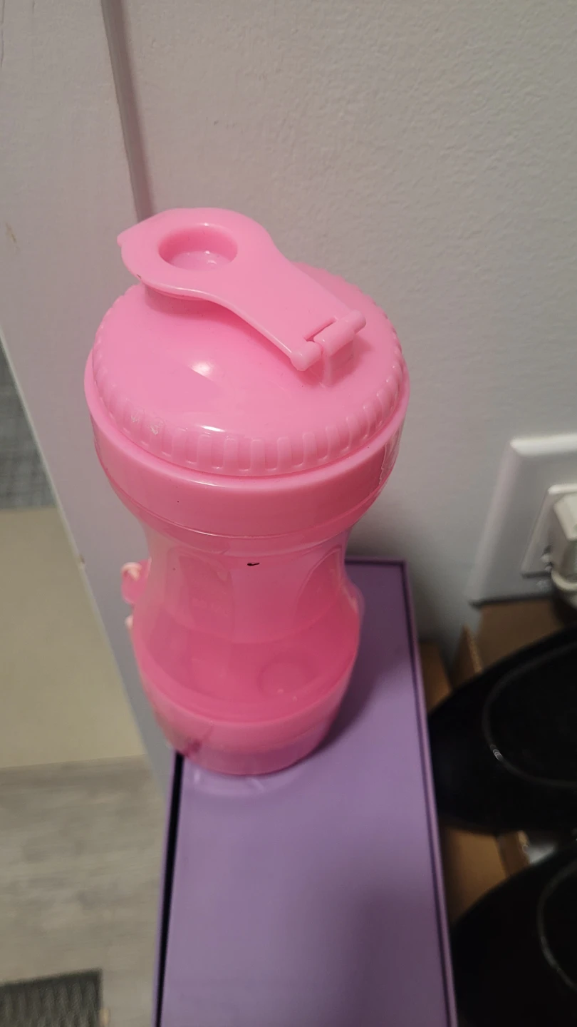 🌱Pink Plastic Water Bottle for pets - photo 3