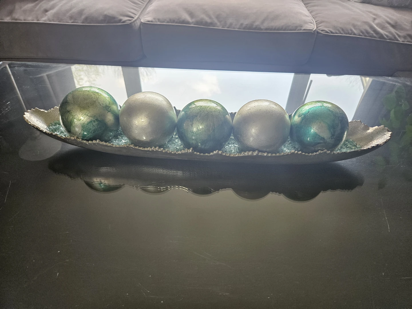 Mercury glass and hammered silver decor items - photo 3