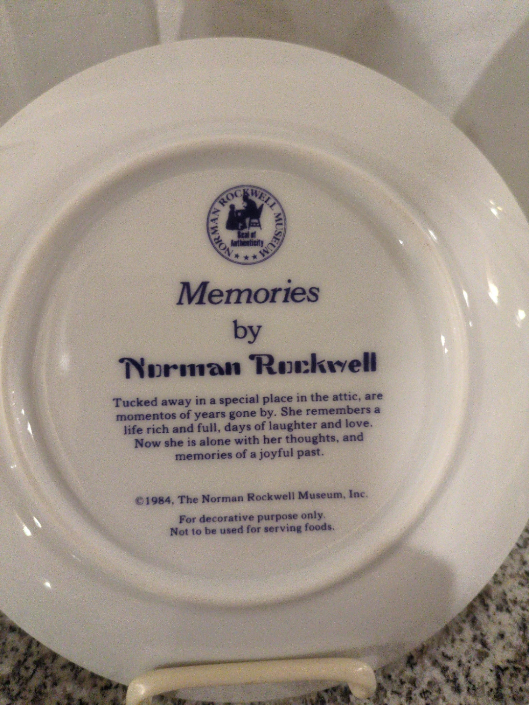 Norman Rockwell "Memories" Collector's Plate - photo 5