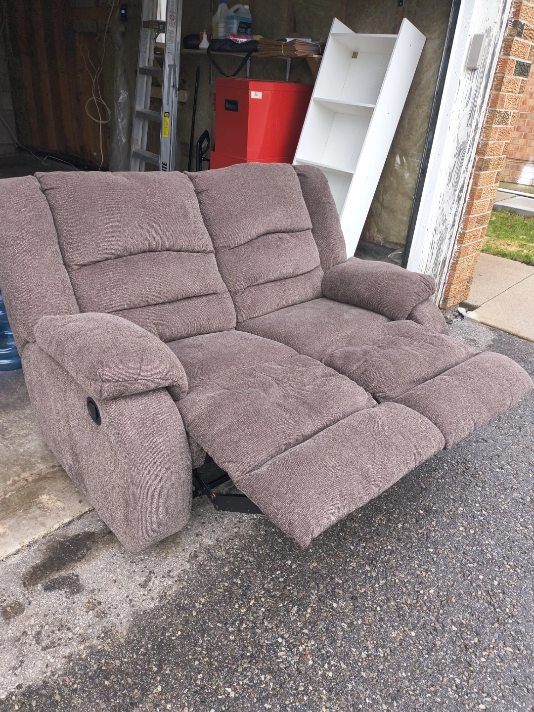 Brown Reclining Loveseat Sofa and 3 Seater Couch - photo 3