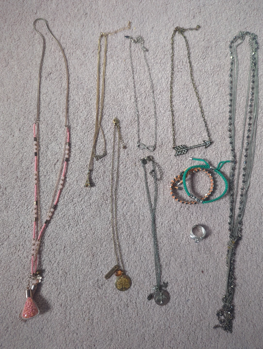 Jewelery lot