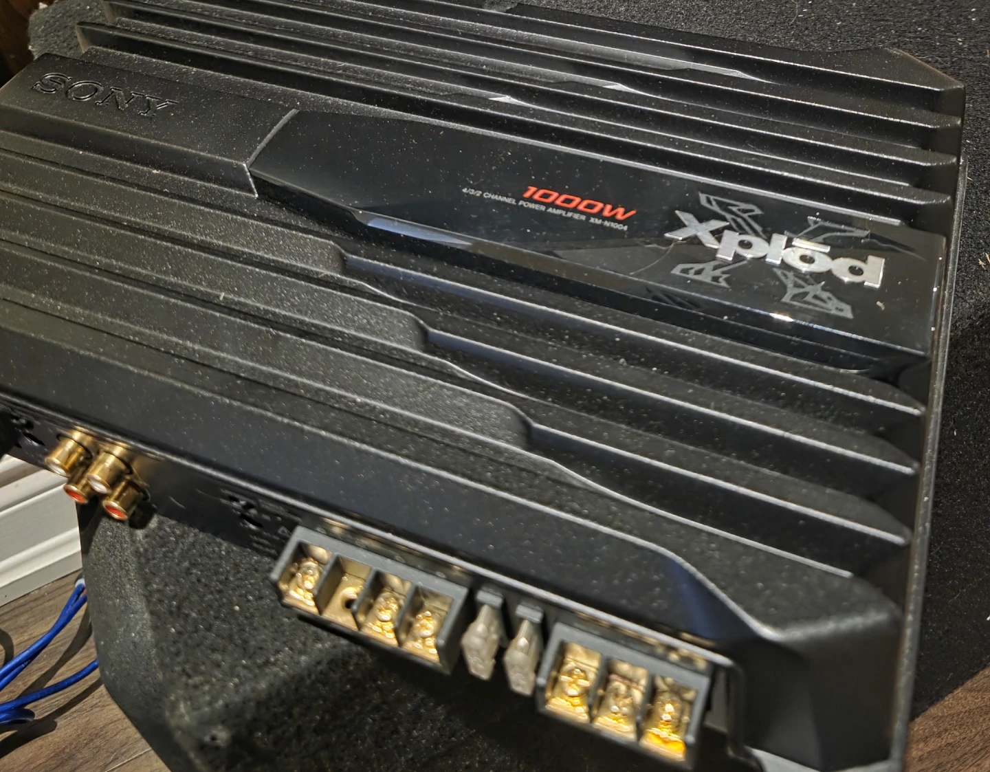 Kicker Solo-Baric L5 10" Sub + Sony Amp & EQ