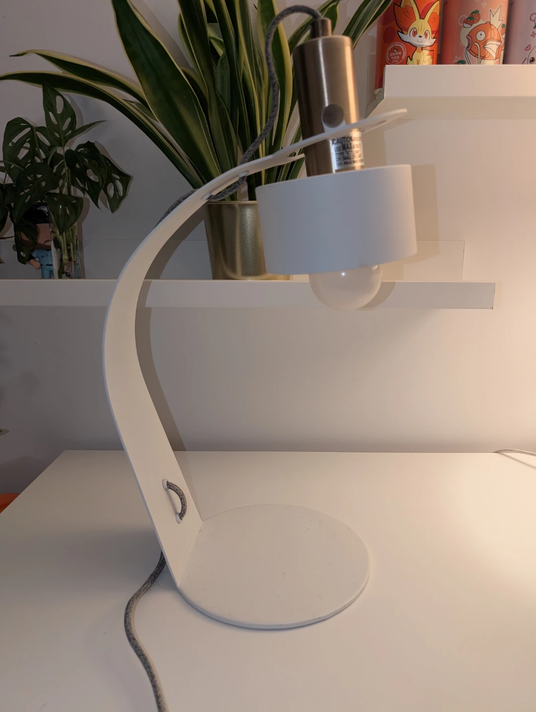 Modern White Desk Lamp