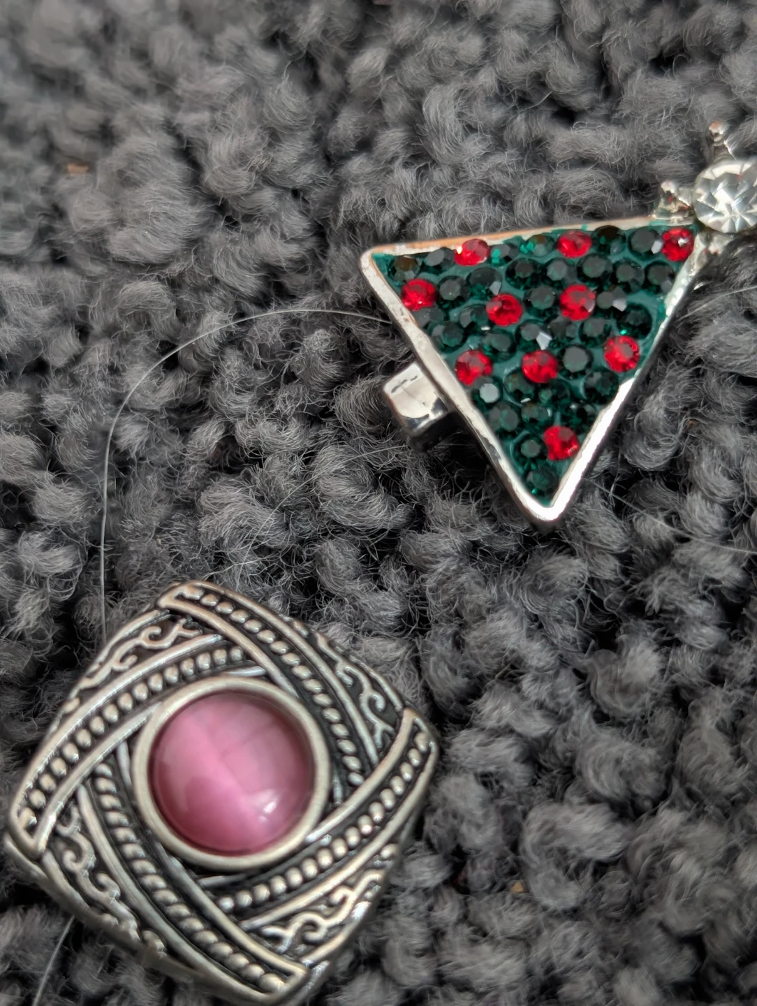 Beautiful landyards with snap on charms for different occasions. - photo 4